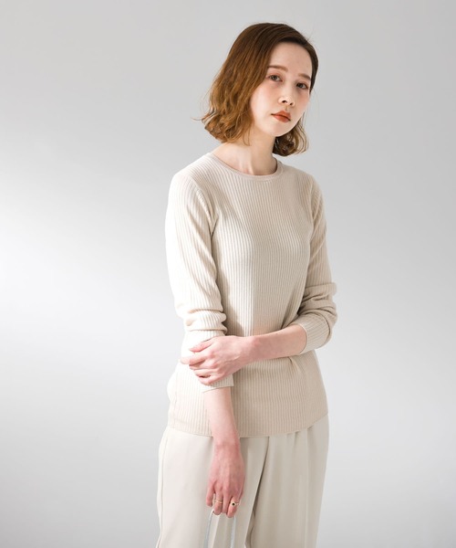 UR Lab.（アーバンリサーチラボ）の「サラサラリブクルーネックニット（ニット/セーター・レディース・チャコールグレー/ベージュ系その他/グリーン/ブラック/ホワイト・FREE）」の12枚目の写真