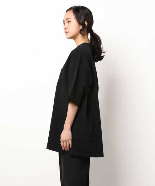 intoxic.(イントキシック)の「【intoxic.】フロイトピクチャー ショートスリーブ(Tシャツ/カットソー・レディース・ブラック/ベージュ・FREE)」の3枚目の写真