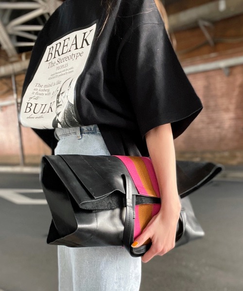 intoxic.(イントキシック)の「【intoxic.】フロイトピクチャー ショートスリーブ(Tシャツ/カットソー・レディース・ブラック/ベージュ・FREE)」の9枚目の写真