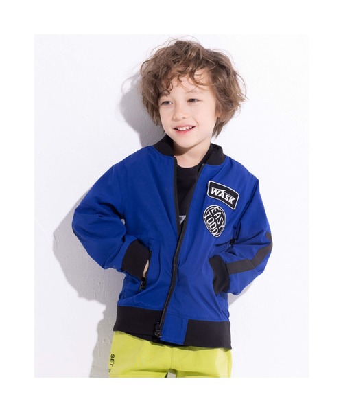 WASK（ワスク）の「WASK/袖 テープ 無地 ロゴ 柄 クールドッツ ブルゾン (100~160cm)（ブルゾン・キッズ・ブルー/ベージュ系その他・140/120/100/130/150/160/110）」の2枚目の写真