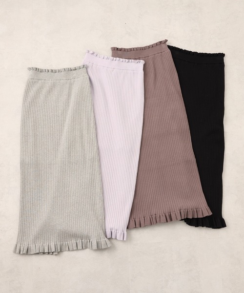 one after another NICE CLAUP(ワンアフターアナザーナイスクラップ)の「リブニット裾フリルスリットタイトスカート(スカート・レディース・ブラック/ラベンダー/グレー/モカ・FREE)」の19枚目の写真