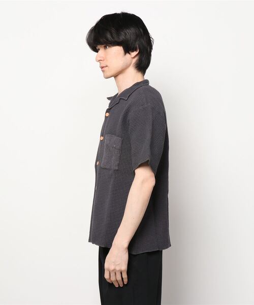 KURO(クロ)の「【KURO】WAFFLE OPEN COLLAR SHIRT(シャツ/ブラウス・メンズ・アイボリー/スミクロ・SMALL)」の3枚目の写真