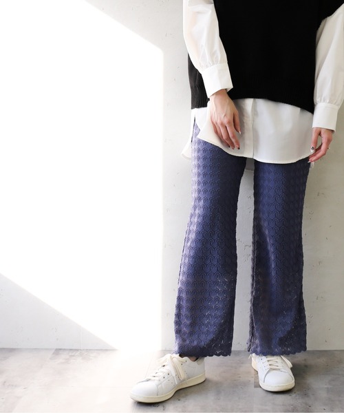 Per sist ence(パーシエンス)の「Per sist ence/パーシエンス レースニットソーフレアパンツ(その他パンツ・レディース・ブラック/ブルー/アイボリー・FREE)」の1枚目の写真