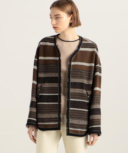 TOMORROWLAND （トゥモローランド）の「リサイクルコットンジャカード ノーカラーショートコート（ノーカラーコート・レディース・ブラウン系その他2・36）」の3枚目の写真