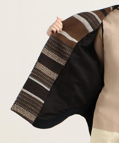 TOMORROWLAND （トゥモローランド）の「リサイクルコットンジャカード ノーカラーショートコート（ノーカラーコート・レディース・ブラウン系その他2・36）」の7枚目の写真