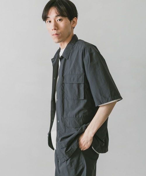 BURLAP OUTFITTER（バーラップアウトフィッター）の「『別注』BURLAP OUTFITTER×DOORS　SupplexNylon S/S SHIRTS（シャツ/ブラウス・メンズ・ダークグレー/オリーブ/ライトカーキ・LARGE/MEDIUM）」の5枚目の写真