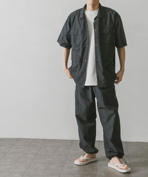 BURLAP OUTFITTER（バーラップアウトフィッター）の「『別注』BURLAP OUTFITTER×DOORS　SupplexNylon S/S SHIRTS（シャツ/ブラウス・メンズ・ダークグレー/オリーブ/ライトカーキ・LARGE/MEDIUM）」の6枚目の写真