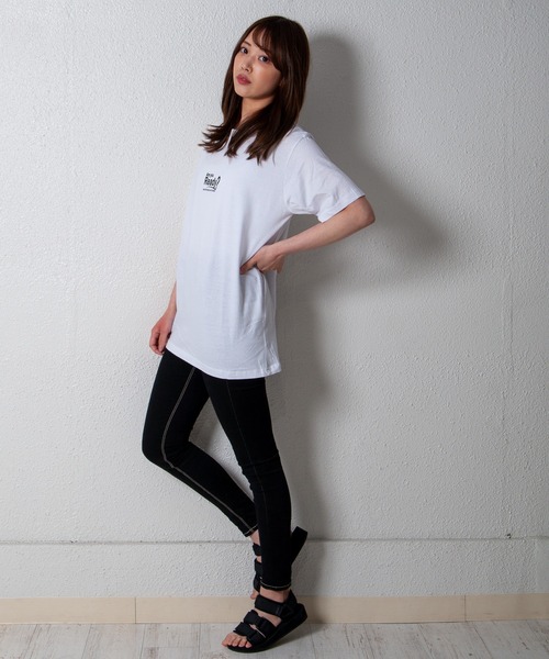 GGD SELECT(ジージーディー セレクト)の「スモールロゴプリントTシャツ(Tシャツ/カットソー・レディース・ブラック系その他/レッド/ピンク/ブラック/グリーン系その他/ベージュ/グリーン/ブラック系その他2/ホワイト系その他/ホワイト/ネイビー/オレンジ・L/M/LL)」の14枚目の写真