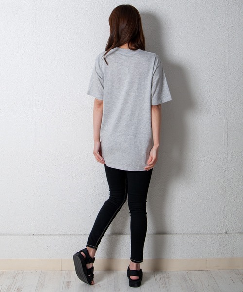GGD SELECT(ジージーディー セレクト)の「スモールロゴプリントTシャツ(Tシャツ/カットソー・レディース・ブラック系その他/レッド/ピンク/ブラック/グリーン系その他/ベージュ/グリーン/ブラック系その他2/ホワイト系その他/ホワイト/ネイビー/オレンジ・L/M/LL)」の18枚目の写真