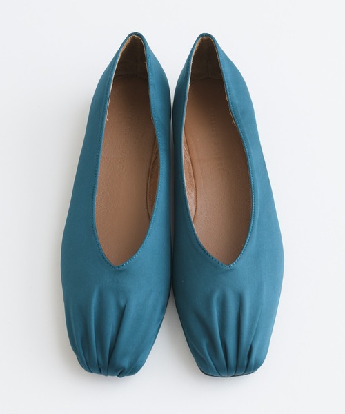 KATHARINE ROSS（キャサリンロス）の「【KATHARINE ROSS】〇フロントギャザーサテンバレエパンプス（パンプス・レディース・グリーン/ダークブラウン・LARGE/MEDIUM）」の6枚目の写真