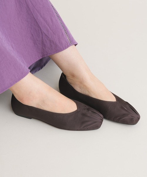 KATHARINE ROSS（キャサリンロス）の「【KATHARINE ROSS】〇フロントギャザーサテンバレエパンプス（パンプス・レディース・グリーン/ダークブラウン・LARGE/MEDIUM）」の12枚目の写真