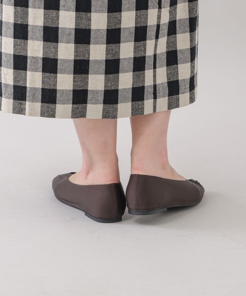 KATHARINE ROSS（キャサリンロス）の「【KATHARINE ROSS】〇フロントギャザーサテンバレエパンプス（パンプス・レディース・グリーン/ダークブラウン・LARGE/MEDIUM）」の10枚目の写真