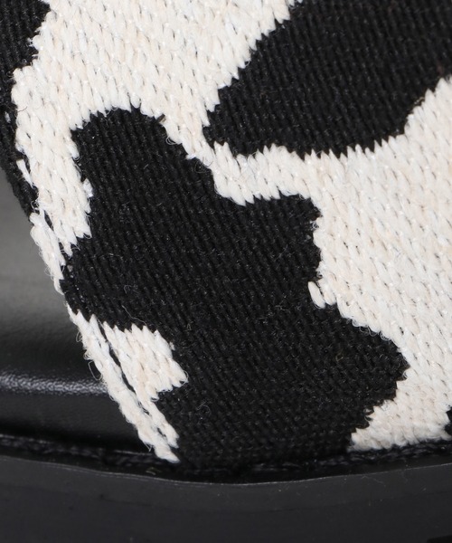 ikka（イッカ）の「トングアニマルサンダル（サンダル・レディース・オフホワイト/ブラック・M/L）」の11枚目の写真