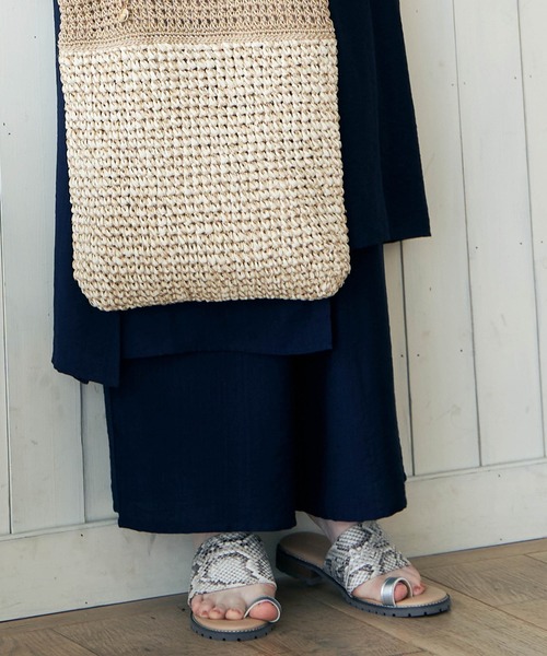 ikka（イッカ）の「トングアニマルサンダル（サンダル・レディース・オフホワイト/ブラック・M/L）」の14枚目の写真