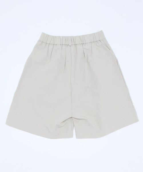 toucher du brise（トゥシェドブリーズ）の「フロントタック ショートパンツ（その他パンツ・レディース・ベージュ/ブラック・M）」の10枚目の写真