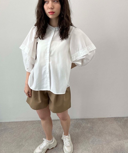 toucher du brise（トゥシェドブリーズ）の「フロントタック ショートパンツ（その他パンツ・レディース・ベージュ/ブラック・M）」の11枚目の写真