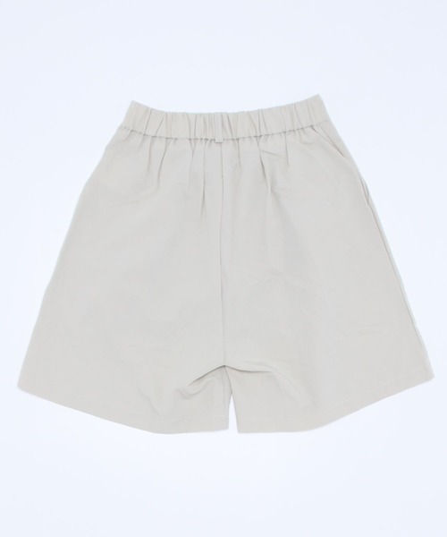 toucher du brise（トゥシェドブリーズ）の「フロントタック ショートパンツ（その他パンツ・レディース・ベージュ/ブラック・M）」の16枚目の写真