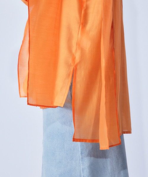ROPE'（ロペ）の「ブライトシアーラッフルショールブラウス（シャツ/ブラウス・レディース・サックスブルー/オレンジ/ブラック/ブラウン・38）」の15枚目の写真