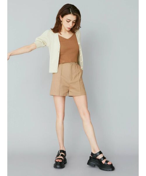 EVRIS（エヴリス）の「ピンタックストレッチショートパンツ（その他パンツ・レディース・ブラック/ベージュ・MEDIUM/SMALL）」の14枚目の写真