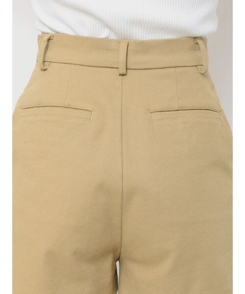 EVRIS（エヴリス）の「ピンタックストレッチショートパンツ（その他パンツ・レディース・ブラック/ベージュ・MEDIUM/SMALL）」の21枚目の写真
