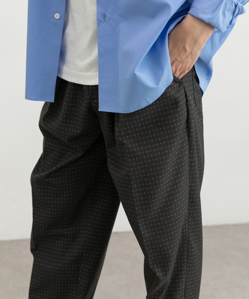 URBAN RESEARCH(アーバンリサーチ)の「KOMONプリントイージーパンツ(その他パンツ・メンズ・ブラック/グリーン・SMALL/MEDIUM/LARGE)」の15枚目の写真