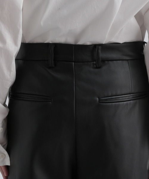 HARE レザーフレアパンツ　新品未使用⭐️ HARE スラックス 「SET UP対応」LUXEレザーワイドフレアパンツ
