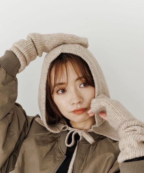 mysty woman（ミスティウーマン）の「ウール混で暖かいフロントリボンバラクラバ 165984（ニットキャップ/ビーニー・レディース・ホワイト/ベージュ/ブラウン・FREE）」の3枚目の写真