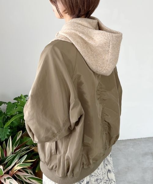 mysty woman（ミスティウーマン）の「ウール混で暖かいフロントリボンバラクラバ 165984（ニットキャップ/ビーニー・レディース・ホワイト/ベージュ/ブラウン・FREE）」の15枚目の写真