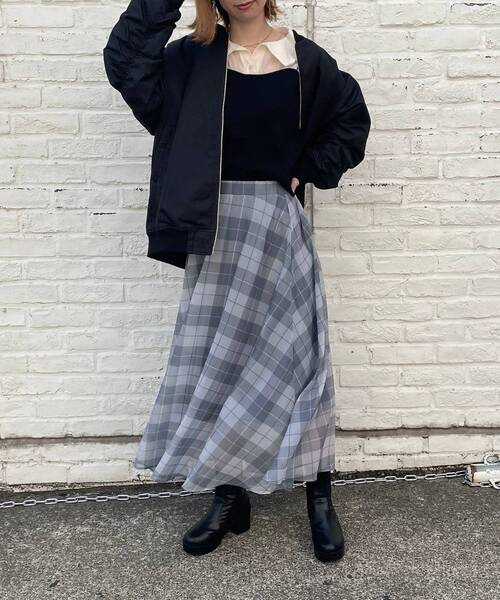 MAJESTIC LEGON(マジェスティックレゴン)の「オーガンジーチェックボリュームスカート(スカート・レディース・グレー系その他/ブラウン系その他2/ベージュ系その他2・MEDIUM)」の14枚目の写真