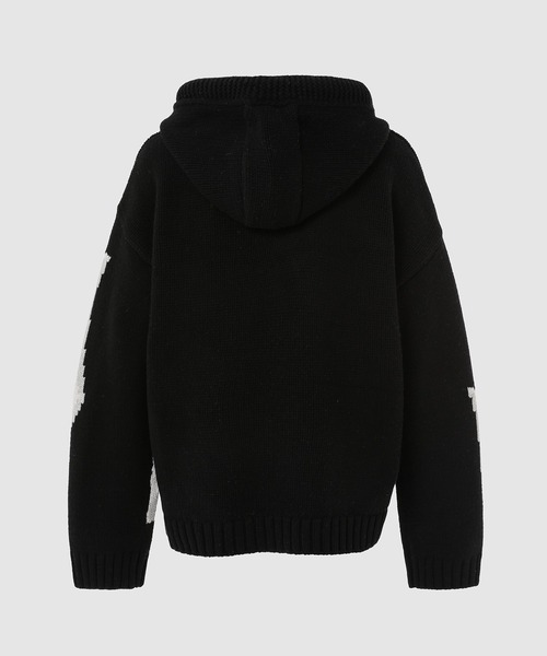 JW Anderson（ジェイダブリューアンダーソン）の「GOTHIC LOGO CHUNKY HOODIE（ニット/セーター・メンズ・ブラック系その他/ベージュ系その他・L）」の3枚目の写真