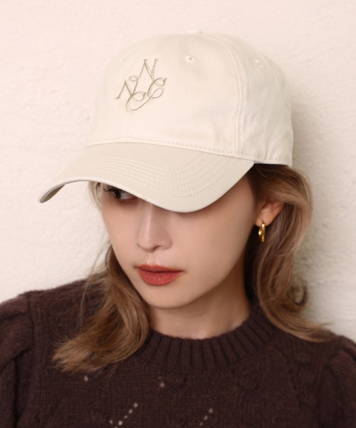 one after another NICE CLAUP（ワンアフターアナザーナイスクラップ）の「NCロゴ刺繍キャップ（キャップ・レディース・ダークブラウン/アイボリー/キャメル・FREE）」の5枚目の写真