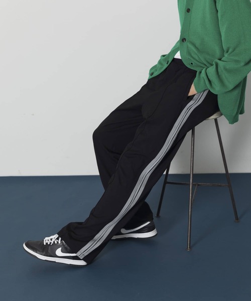 Couleur Meler(クルールメリー)の「Couleur Meler sakasa line track pants(その他パンツ・メンズ・グレー/ブラック・MEDIUM/LARGE)」の3枚目の写真