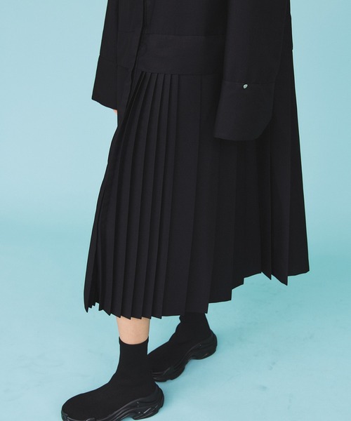 casane(カサネ)の「ノーカラープリーツロングシャツワンピース(シャツワンピース・レディース・ホワイト/ベージュ/ブラック・FREE)」の13枚目の写真