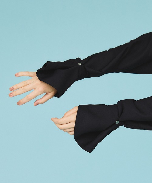 casane(カサネ)の「ノーカラープリーツロングシャツワンピース(シャツワンピース・レディース・ホワイト/ベージュ/ブラック・FREE)」の17枚目の写真