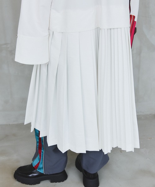 casane(カサネ)の「ノーカラープリーツロングシャツワンピース(シャツワンピース・レディース・ホワイト/ベージュ/ブラック・FREE)」の19枚目の写真
