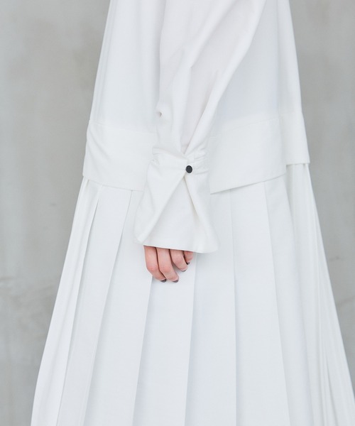 casane(カサネ)の「ノーカラープリーツロングシャツワンピース(シャツワンピース・レディース・ホワイト/ベージュ/ブラック・FREE)」の21枚目の写真