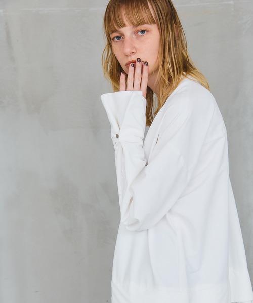 casane(カサネ)の「ノーカラープリーツロングシャツワンピース(シャツワンピース・レディース・ホワイト/ベージュ/ブラック・FREE)」の18枚目の写真
