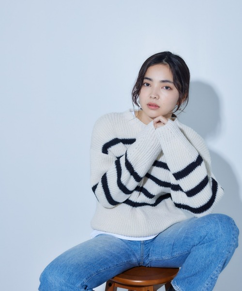 ECRIRE（エクリール）の「ボーダーニットプルオーバー（ニット/セーター・レディース・ホワイト/ブラック・M/L）」の7枚目の写真