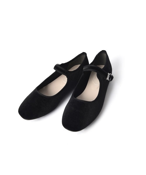 marjour（マージュール）の「VELOUR STRAP PUMPS（パンプス・レディース・ブラウン/ブラック・S/M/L/LL）」の10枚目の写真