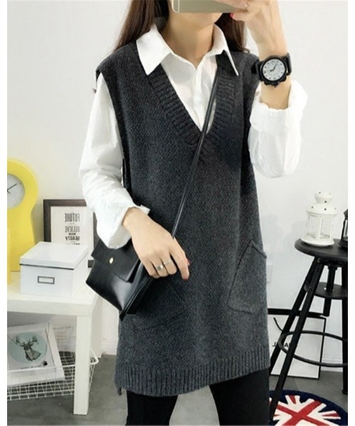 Ritzy(リッツィー)の「Vネックベスト(ベスト・レディース・ホワイト/グレー/チャコールグレー/カーキ・FREE)」の2枚目の写真