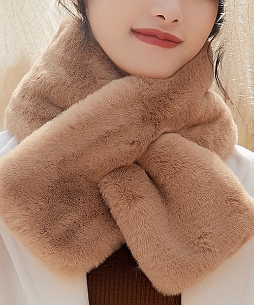 Fun & Daily（ファンアンドデイリー）の「F&D : クロスファーマフラー