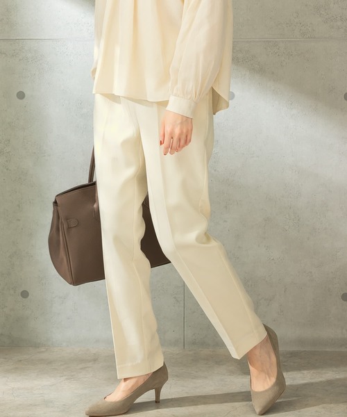 URBAN RESEARCH ROSSO（アーバンリサーチロッソ）の「『UR TECH』スティックパンツ（その他パンツ・レディース・アイボリー/ブラック/ブルー・38/36）」の5枚目の写真