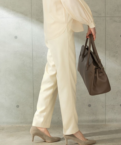 URBAN RESEARCH ROSSO（アーバンリサーチロッソ）の「『UR TECH』スティックパンツ（その他パンツ・レディース・アイボリー/ブラック/ブルー・38/36）」の8枚目の写真