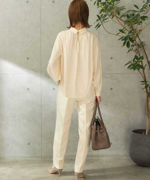 URBAN RESEARCH ROSSO（アーバンリサーチロッソ）の「『UR TECH』スティックパンツ（その他パンツ・レディース・アイボリー/ブラック/ブルー・38/36）」の12枚目の写真