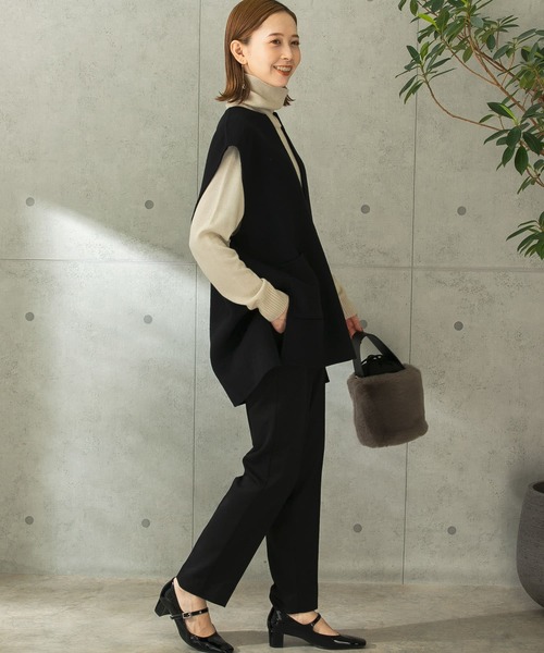 URBAN RESEARCH ROSSO（アーバンリサーチロッソ）の「『UR TECH』スティックパンツ（その他パンツ・レディース・アイボリー/ブラック/ブルー・38/36）」の17枚目の写真