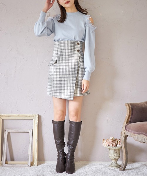 tocco closet(トッコ クローゼット)の「フラワーレース装飾オープンショルダーニットプルオーバー(ニット/セーター・レディース・ネイビー/オフホワイト/サックスブルー・M)」の13枚目の写真