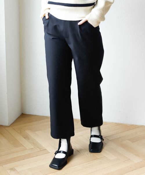 Birthday room（バースデイルーム）の「シンプルタックパンツ（スラックス・レディース・ブラック/チャコールグレー/グレイッシュベージュ・SMALL/MEDIUM）」の5枚目の写真