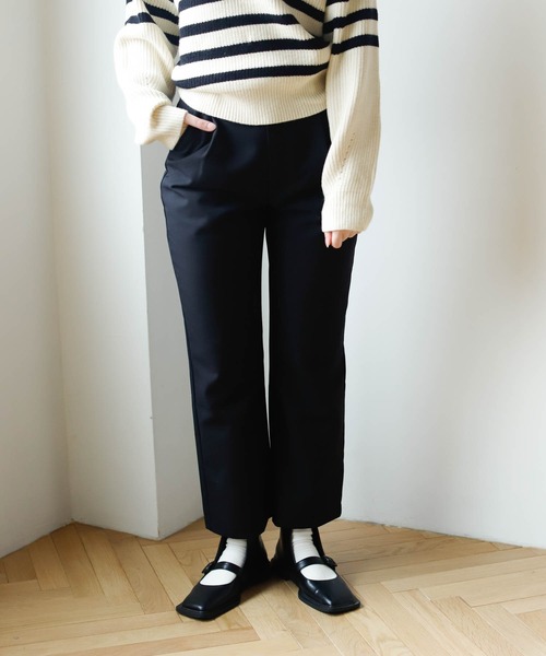 Birthday room（バースデイルーム）の「シンプルタックパンツ（スラックス・レディース・ブラック/チャコールグレー/グレイッシュベージュ・SMALL/MEDIUM）」の7枚目の写真