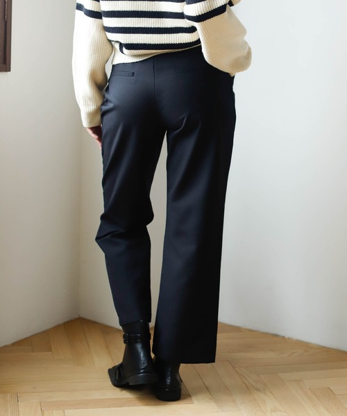 Birthday room（バースデイルーム）の「シンプルタックパンツ（スラックス・レディース・ブラック/チャコールグレー/グレイッシュベージュ・SMALL/MEDIUM）」の9枚目の写真