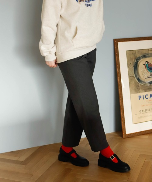 Birthday room（バースデイルーム）の「シンプルタックパンツ（スラックス・レディース・ブラック/チャコールグレー/グレイッシュベージュ・SMALL/MEDIUM）」の19枚目の写真